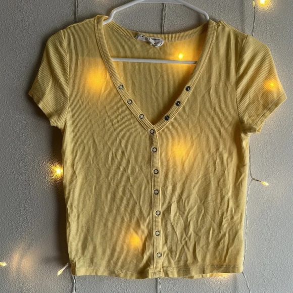 Bundle of 5 Ribbed Button Down T-Shirts - Picture 6 of 6